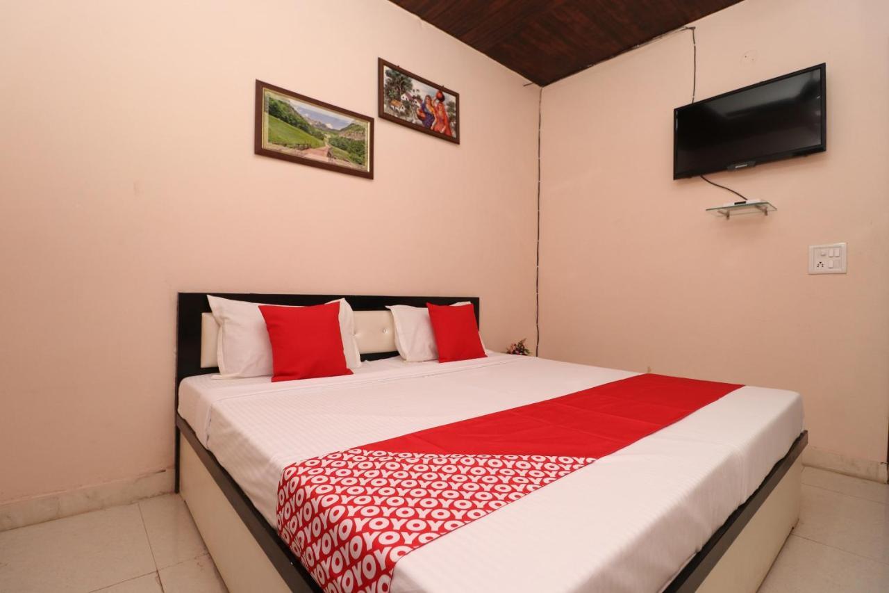 Oyo 28338 New Life Hotel Banur Bagian luar foto