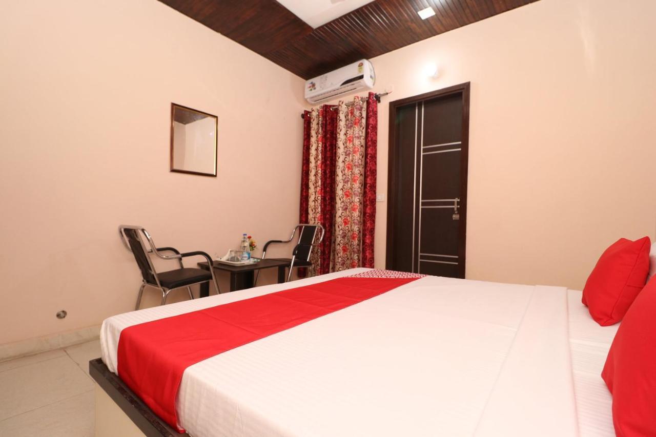 Oyo 28338 New Life Hotel Banur Bagian luar foto